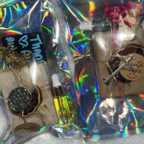 SOLD OUT TEMP Soap for sensitive, shaved, aggravated skin, & hives - Picture 2 of 8